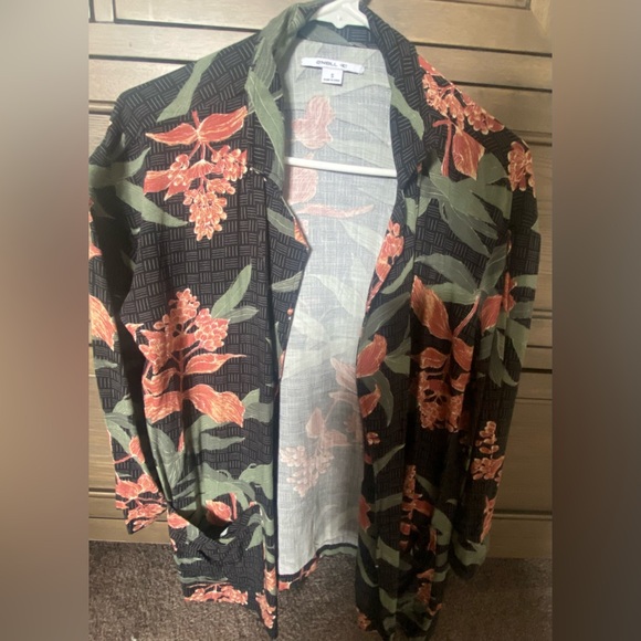 All for $25-Women's button-down long sleeve tops and Floral long sleeve/blazer - Picture 4 of 4